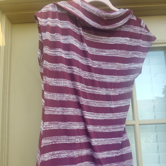 Top - Picture 4 of 5